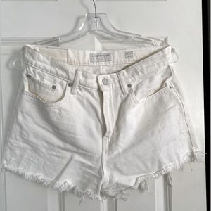 Lucky Brand Relaxed Short size 29 in white.
